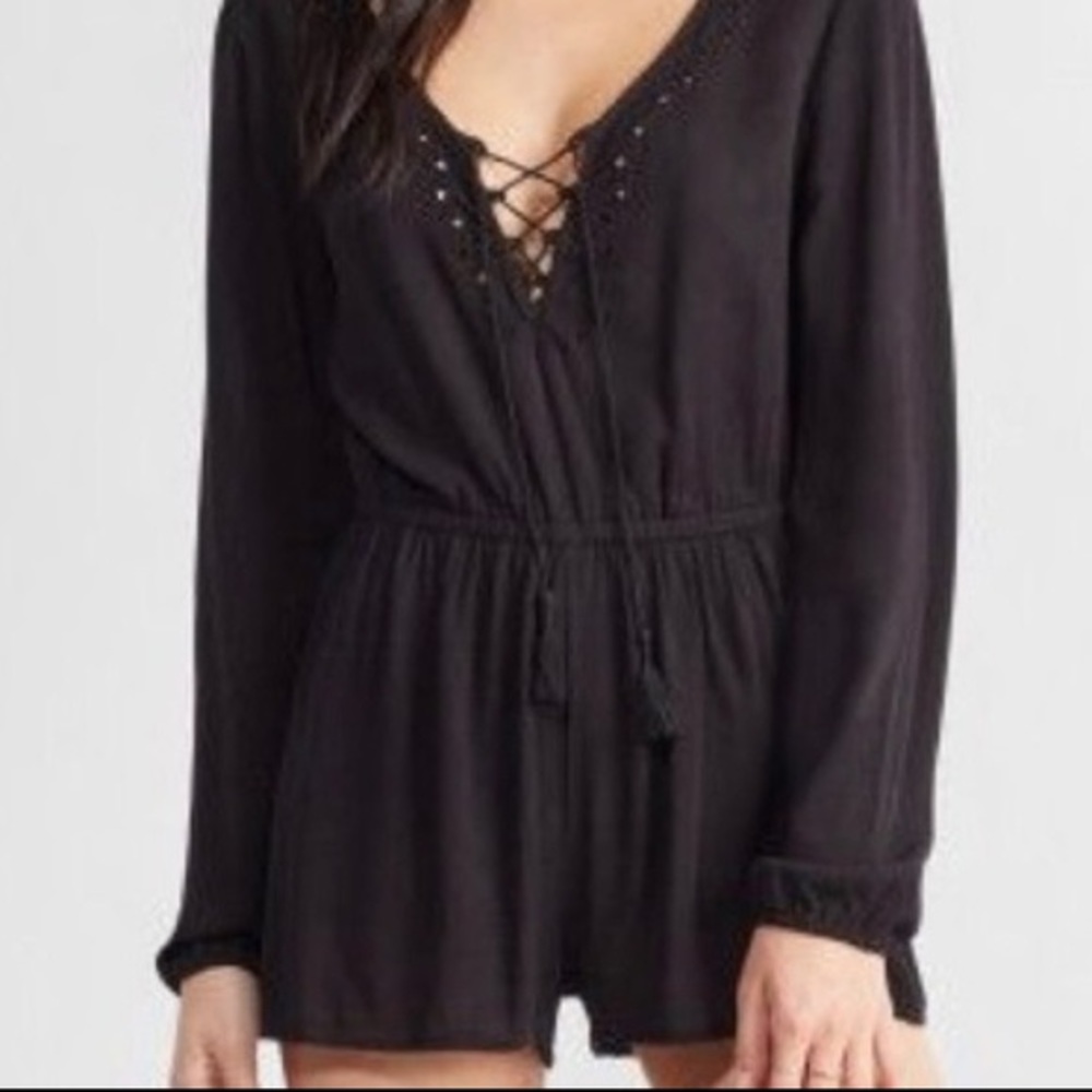 Cape Juby lace up long sleeve romper